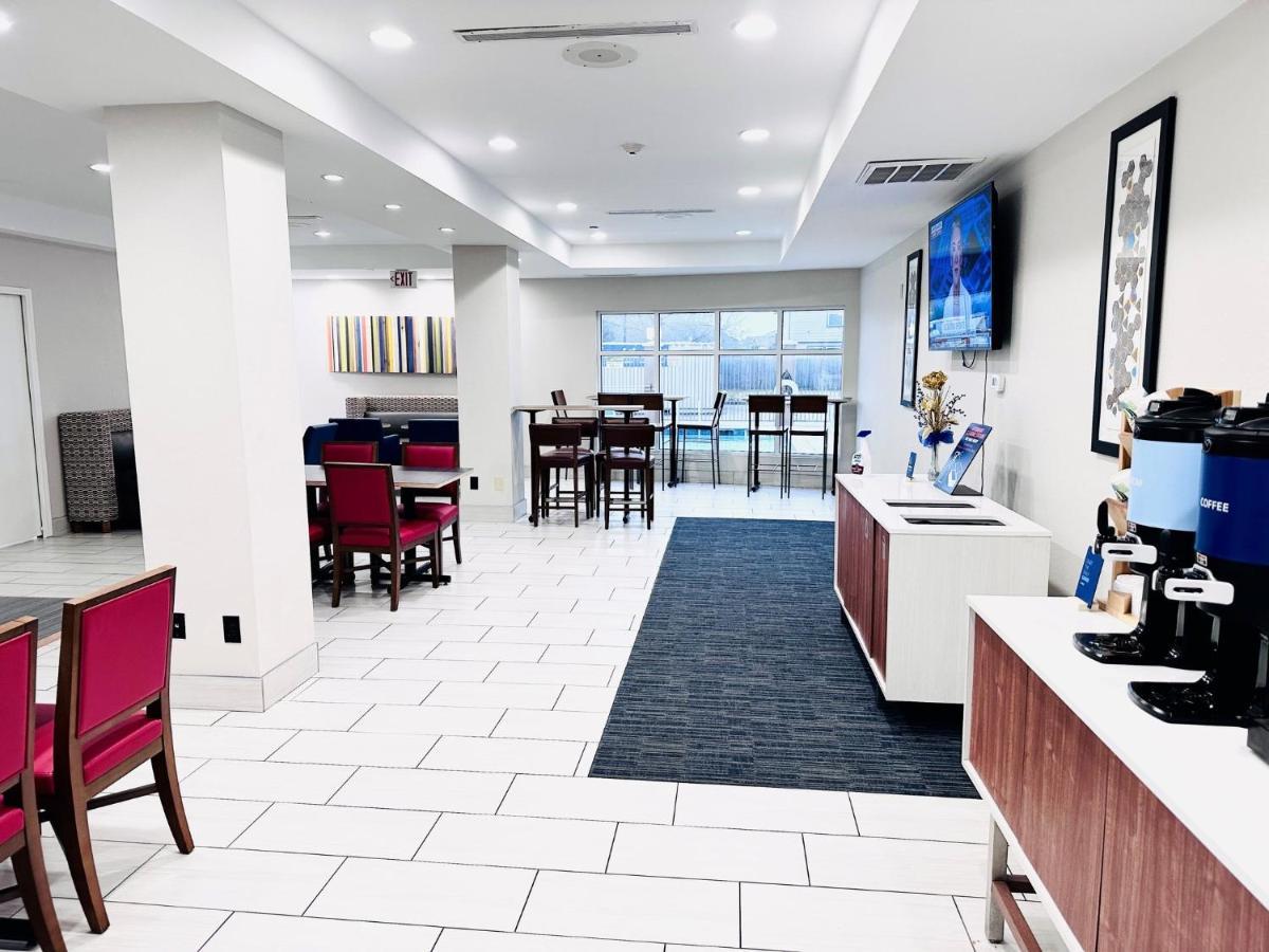 Holiday Inn Express & Suites Houston East - Baytown, An Ihg Hotel Εξωτερικό φωτογραφία