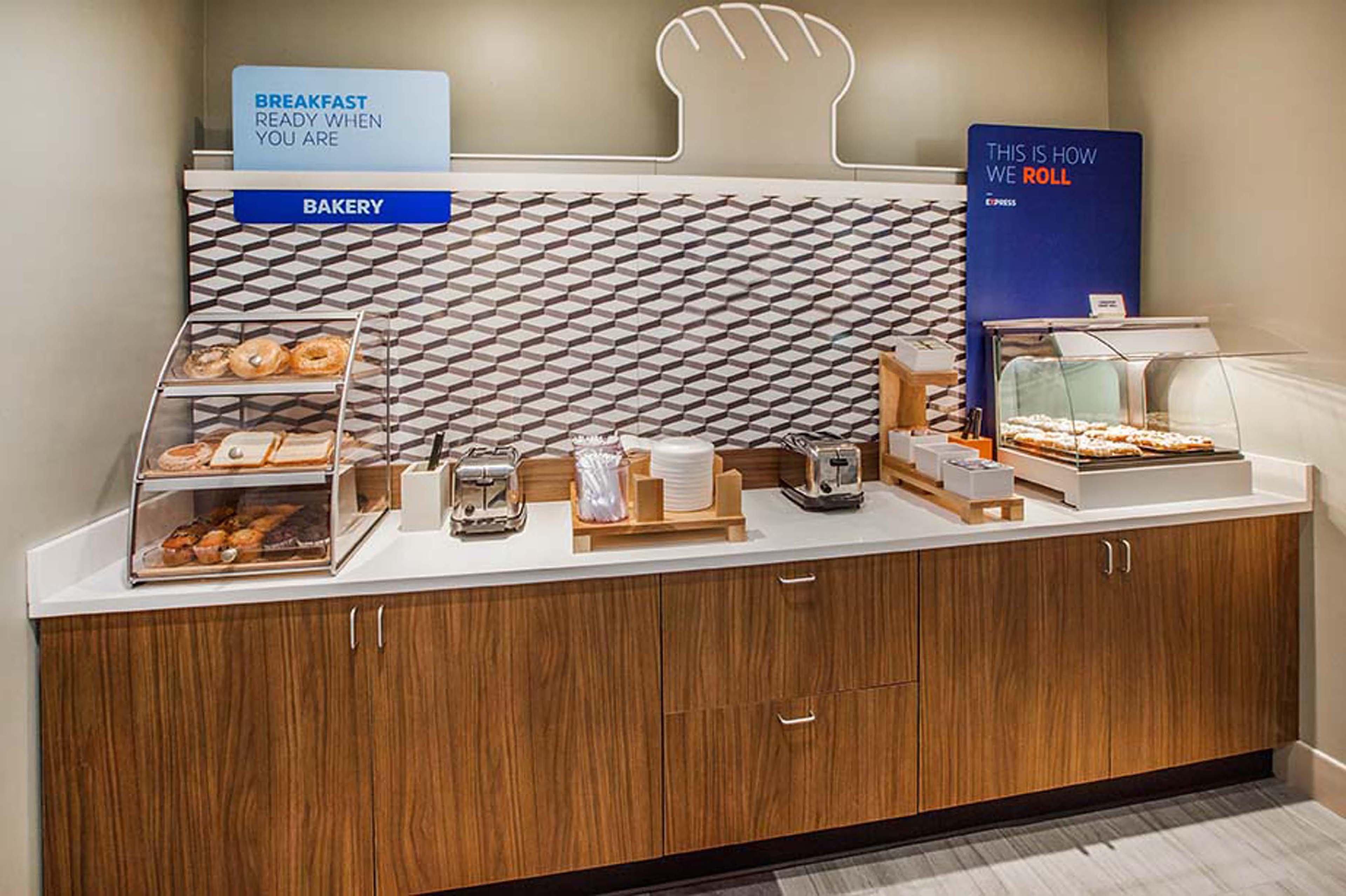 Holiday Inn Express & Suites Houston East - Baytown, An Ihg Hotel Εξωτερικό φωτογραφία